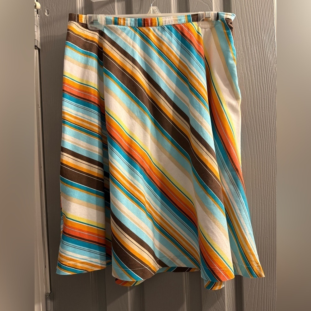 New York & Company lined A-line skirt in bright colors women’s size 10